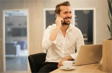 agent on phone
